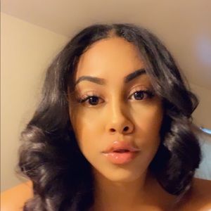 Meet your Posher, Marielena